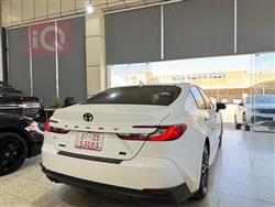 تۆیۆتا کامری